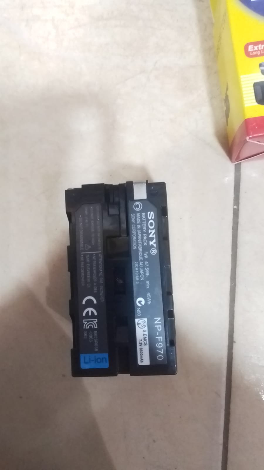 Sony 970 Digital Video Light Battery - High Capacity Rechargeable Li-ion Battery for Professional Videography - Image 4