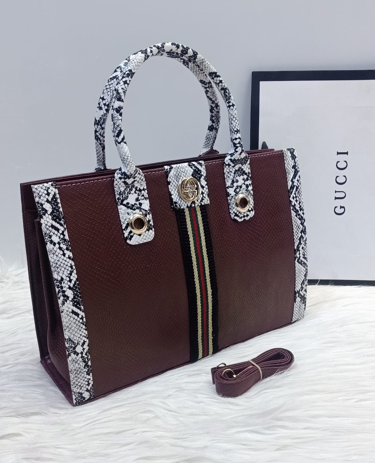 Girls purse new - Image 2