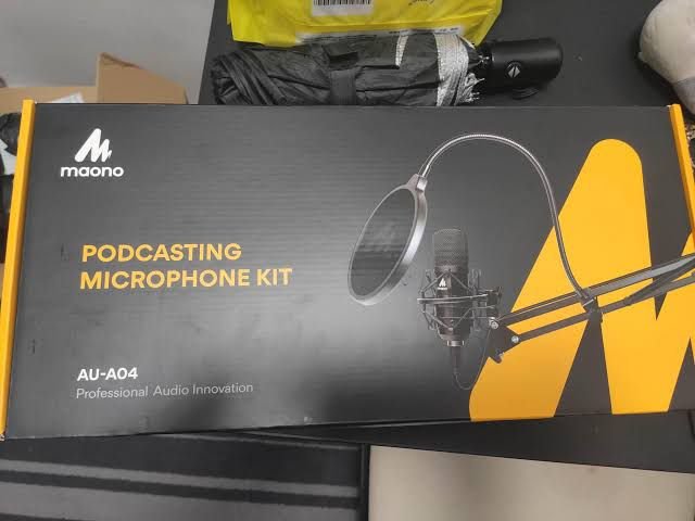 MAONO A04 USB Microphone Plug & Play Podcast Condenser Cardioid Metal Mic Kit for Recording, Gaming, Singing