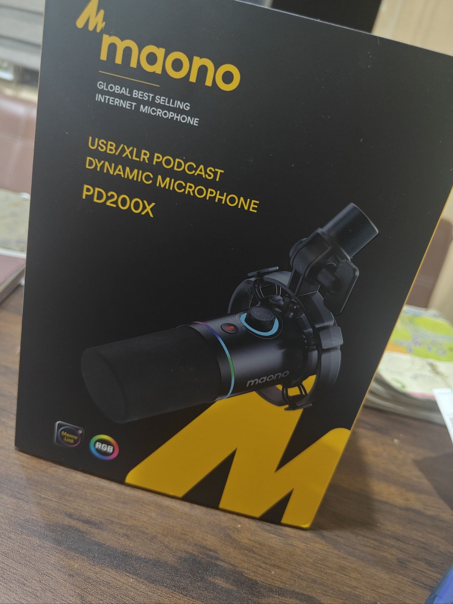 MAONO PD200X XLR/USB Podcast Microphone, Dynamic Podmic with Software for Recording, Streaming, Gaming & Voice-Over, Metal Mic, Tap-to-Mute, Headphone Jack, Gain Knob & Volume Control (Black)
